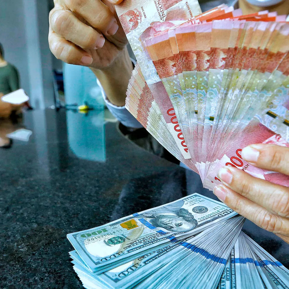 Horor Jika Dolar Tak Terkendali
