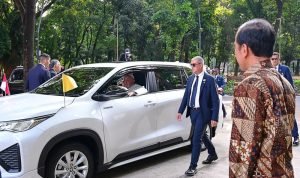 Dipakai Paus Fransiskus dan Jokowi, Apa Sih Fitur Innova Zenix Hybrid?